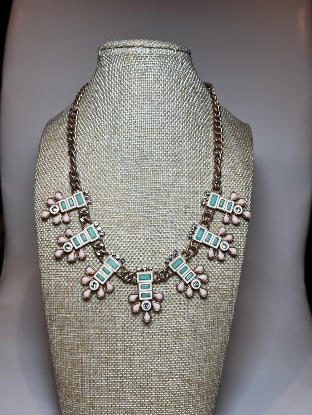 Plunder “Eleanor” vintage inspired gold tone mint green statement necklace 19”